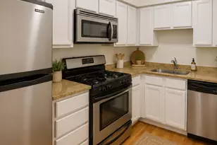 1415 W Lunt Ave, Chicago, IL 60626 - Photo 6