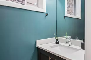 926 N Honore St, Chicago, IL 60622 - Photo 16