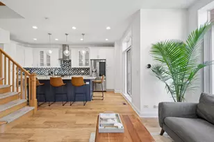 1350 W Byron St, Chicago, IL 60613 - Photo 4