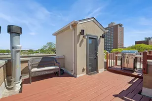 1350 W Byron St, Chicago, IL 60613 - Photo 18