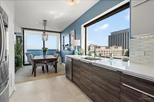 3200 N Lake Shore Dr, Chicago, IL 60657 - Photo 18