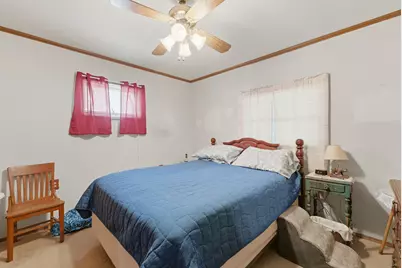 120 N Elmwood Avenue, Davenport, IA 52802 - Photo 10