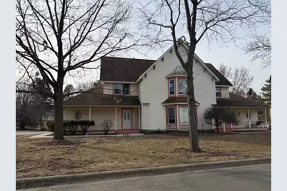 745 Regina Court #745, Woodstock, IL 60098 - Photo 2