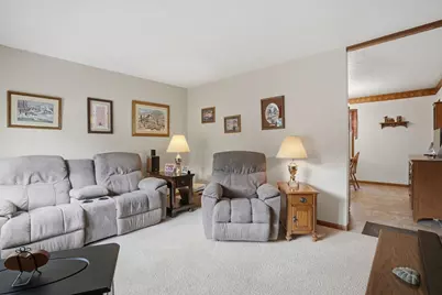 1160 32nd Street, Moline, IL 61265 - Photo 4