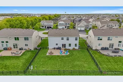 852 Wildwood Drive, Pingree Grove, IL 60140 - Photo 6