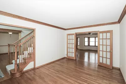 52 W Glenlake Avenue, Roselle, IL 60172 - Photo 10