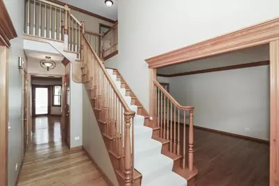 52 W Glenlake Avenue, Roselle, IL 60172 - Photo 8