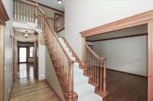 52 W Glenlake Ave, Roselle, IL 60172 - Photo 8