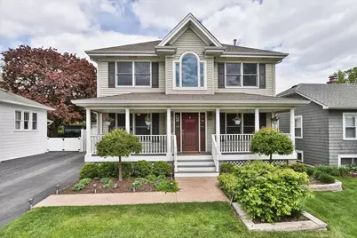 52 W Glenlake Avenue, Roselle, IL 60172 - Photo 2