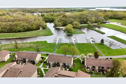 [Address not provided], Fox Lake, IL 60020 - Photo 12