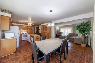 14 N Wabash Ave, Glenwood, IL 60425 - Photo 16