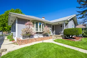 14 N Wabash Ave, Glenwood, IL 60425 - Photo 2