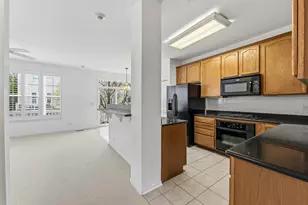 949 Indigo Ct, Hanover Park, IL 60133 - Photo 8