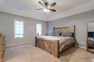 285 Regency Ct Unit B Ct, Wauconda, IL 60084 - Photo 6