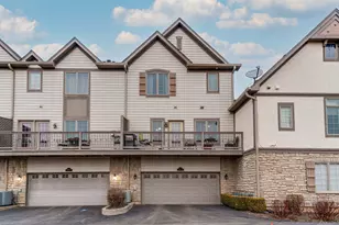 285 Regency Ct Unit B Ct, Wauconda, IL 60084 - Photo 20
