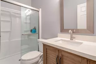 285 Regency Ct Unit B Ct, Wauconda, IL 60084 - Photo 14