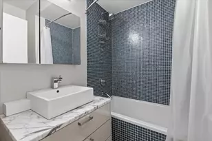 2002 W Ohio St, Chicago, IL 60612 - Photo 44