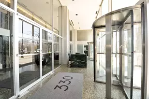 330 W Diversey Pkwy, Chicago, IL 60657 - Photo 28