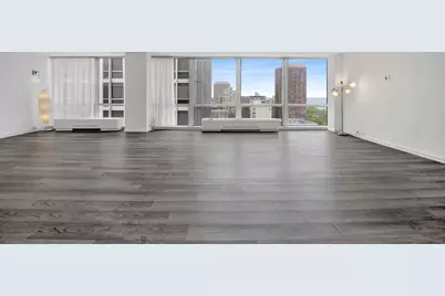 330 W Diversey Parkway #2102, Chicago, IL 60657 - Photo 2