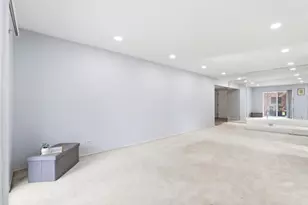 9331 Landings Ln, Des Plaines, IL 60016 - Photo 14