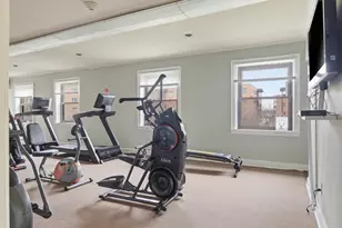 9331 Landings Ln, Des Plaines, IL 60016 - Photo 20