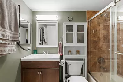 711 W Gordon Terrace #105, Chicago, IL 60613 - Photo 12