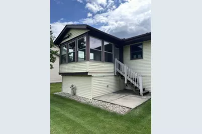 1002 Thornberry Court, Ottawa, IL 61350 - Photo 2
