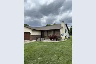 1002 Thornberry Court, Ottawa, IL 61350 - Photo 1