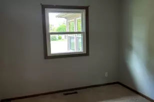 1002 Thornberry Ct, Ottawa, IL 61350 - Photo 10