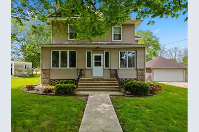 125 S State Street, Franklin Grove, IL 61031 - Photo 2