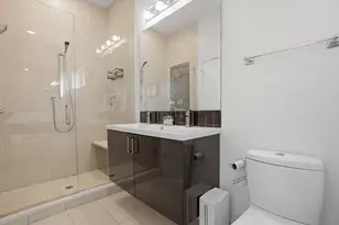 1521 W Fry St, Chicago, IL 60642 - Photo 16