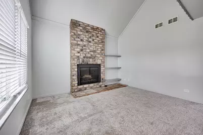 939 Chase Court, Gurnee, IL 60031 - Photo 4