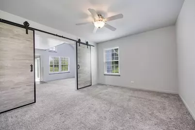 939 Chase Court, Gurnee, IL 60031 - Photo 10