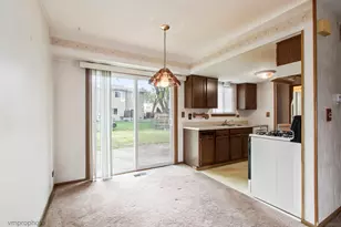 1774 Goddard Ln, Hanover Park, IL 60133 - Photo 4