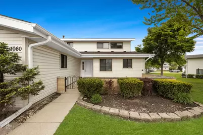 1060 Matfield Court #1060, Schaumburg, IL 60193 - Photo 1
