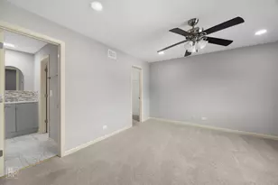 1060 Matfield Ct, Schaumburg, IL 60193 - Photo 6