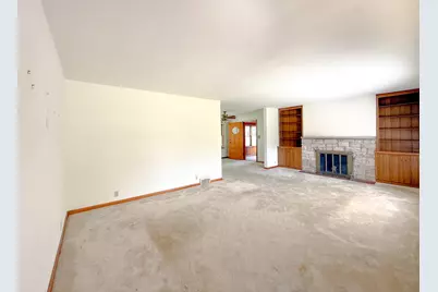 1017 Mary Avenue, Dixon, IL 61021 - Photo 4