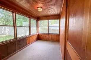 1017 Mary Ave, Dixon, IL 61021 - Photo 12