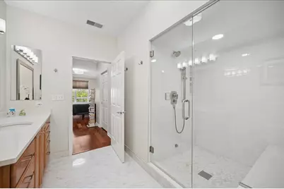 1950 Farnsworth Lane #105, Northbrook, IL 60062 - Photo 18