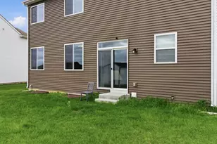 370 Hemlock Ln, Oswego, IL 60543 - Photo 30