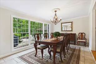 821 Oak Spring Ln, Libertyville, IL 60048 - Photo 8