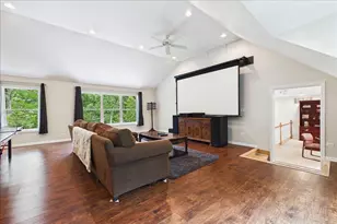 821 Oak Spring Ln, Libertyville, IL 60048 - Photo 18