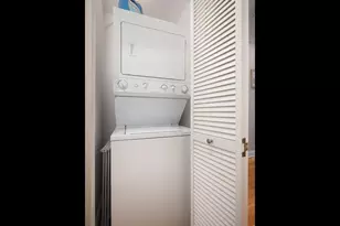 2431 W Walton St, Chicago, IL 60622 - Photo 20