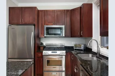 2431 W Walton Street #2, Chicago, IL 60622 - Photo 12