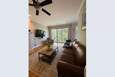 2431 W Walton Street #2, Chicago, IL 60622 - Photo 2