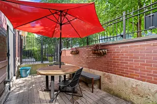 1525 N Claremont Ave, Chicago, IL 60622 - Photo 16