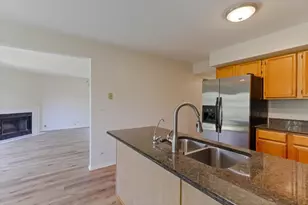309 E Theodore Ln, Itasca, IL 60143 - Photo 6
