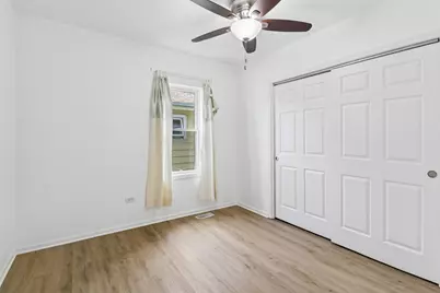 2910 Ezekiel Avenue, Zion, IL 60099 - Photo 12