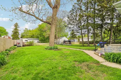 2910 Ezekiel Avenue, Zion, IL 60099 - Photo 32