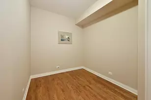 843 N Franklin Ave, Palatine, IL 60067 - Photo 8